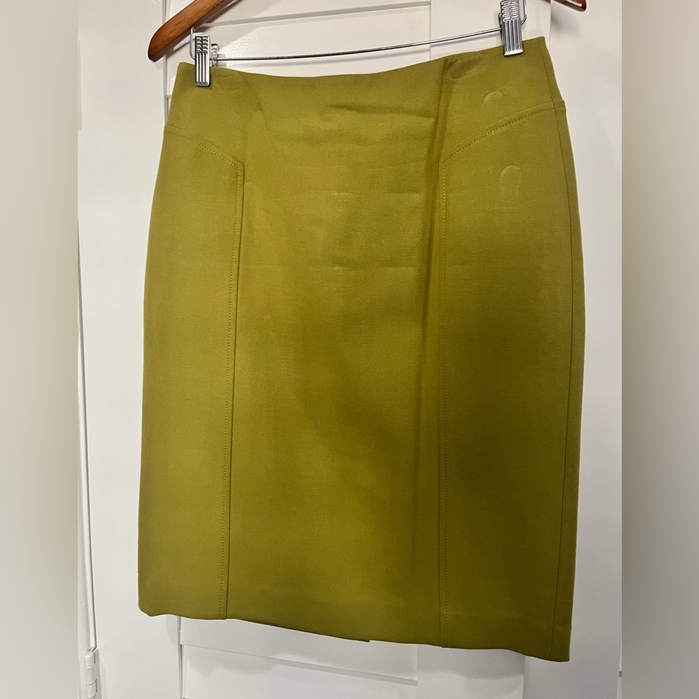 Halogen seamed pencil skirt Sz 6